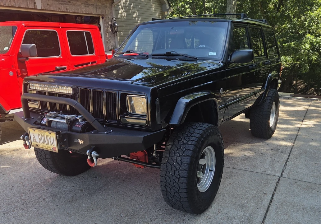 2001 Jeep XJ Cherokee - Image 3 of 24
