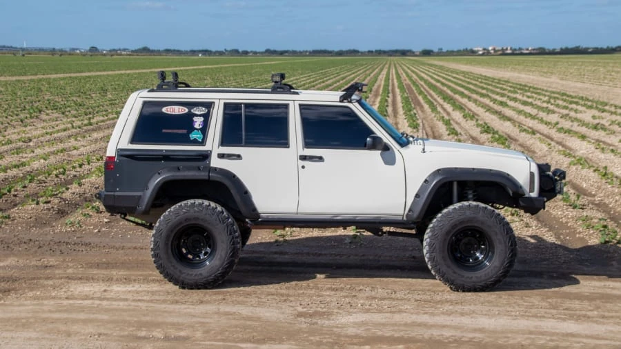2001 Jeep XJ Cherokee - Image 13 of 21