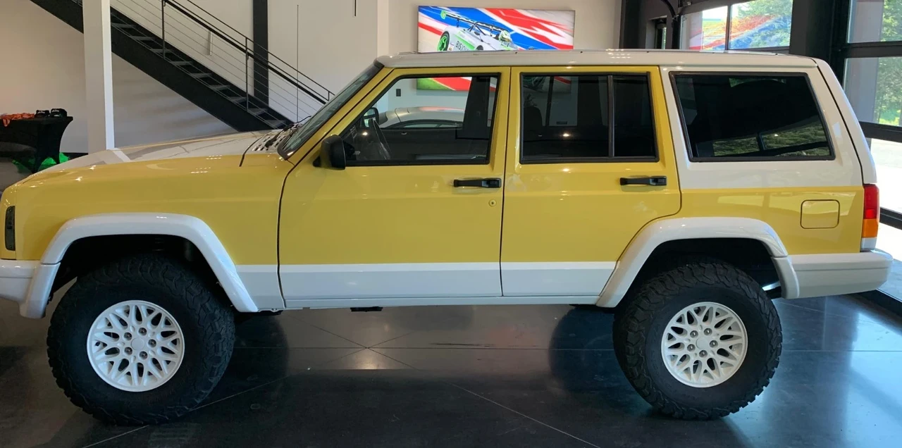2001 Jeep XJ Cherokee - Image 2 of 21