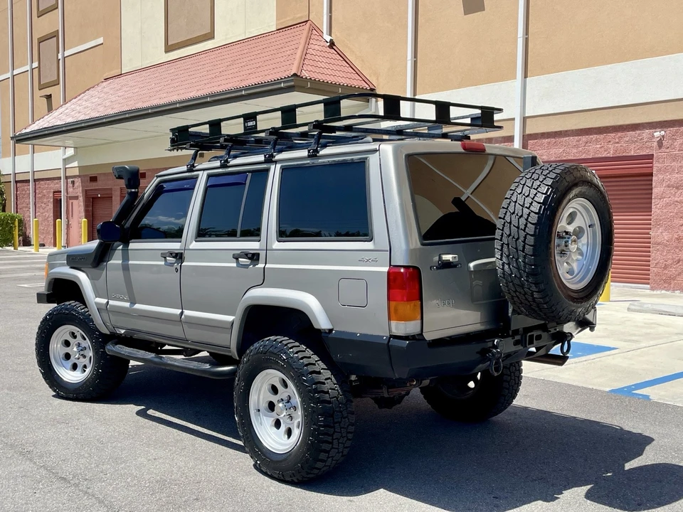 2001 Jeep XJ Cherokee - Image 15 of 31