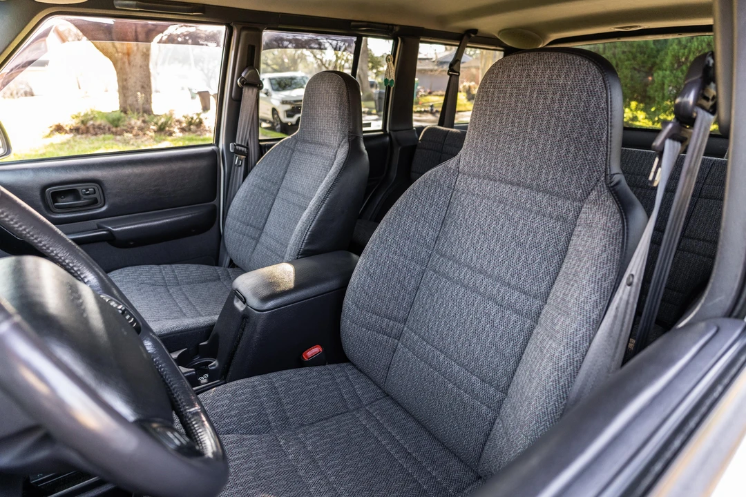 2001 Jeep XJ Cherokee - Image 21 of 31