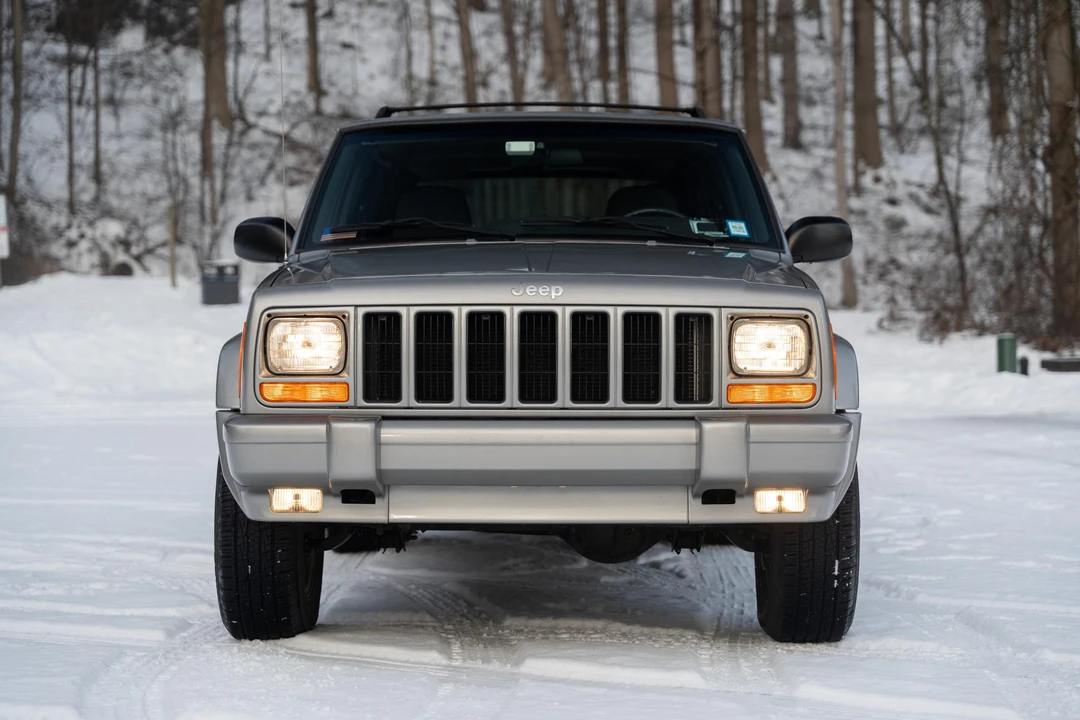 2001 Jeep XJ Cherokee - Image 27 of 31