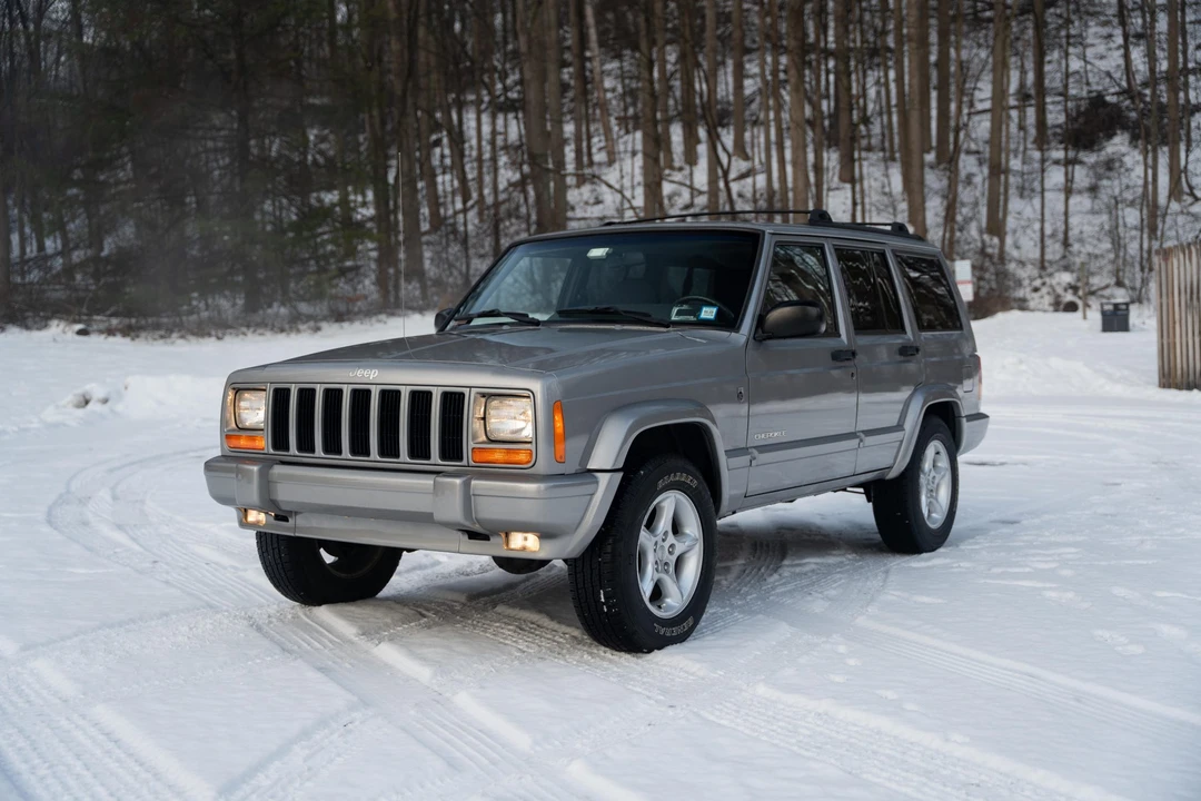 2001 Jeep XJ Cherokee - Image 8 of 31