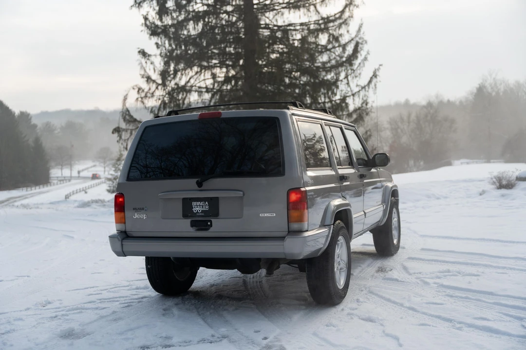 2001 Jeep XJ Cherokee - Image 17 of 31