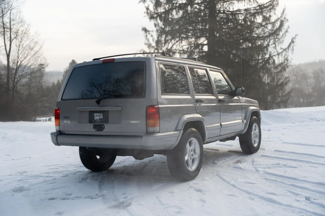 2001 Jeep XJ Cherokee - Image 18 of 31