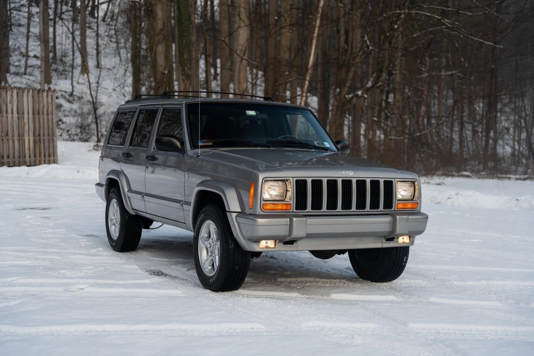 2001 Jeep XJ Cherokee - Image 24 of 31