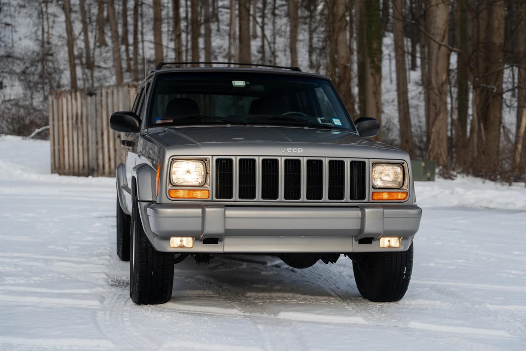 2001 Jeep XJ Cherokee - Image 25 of 31