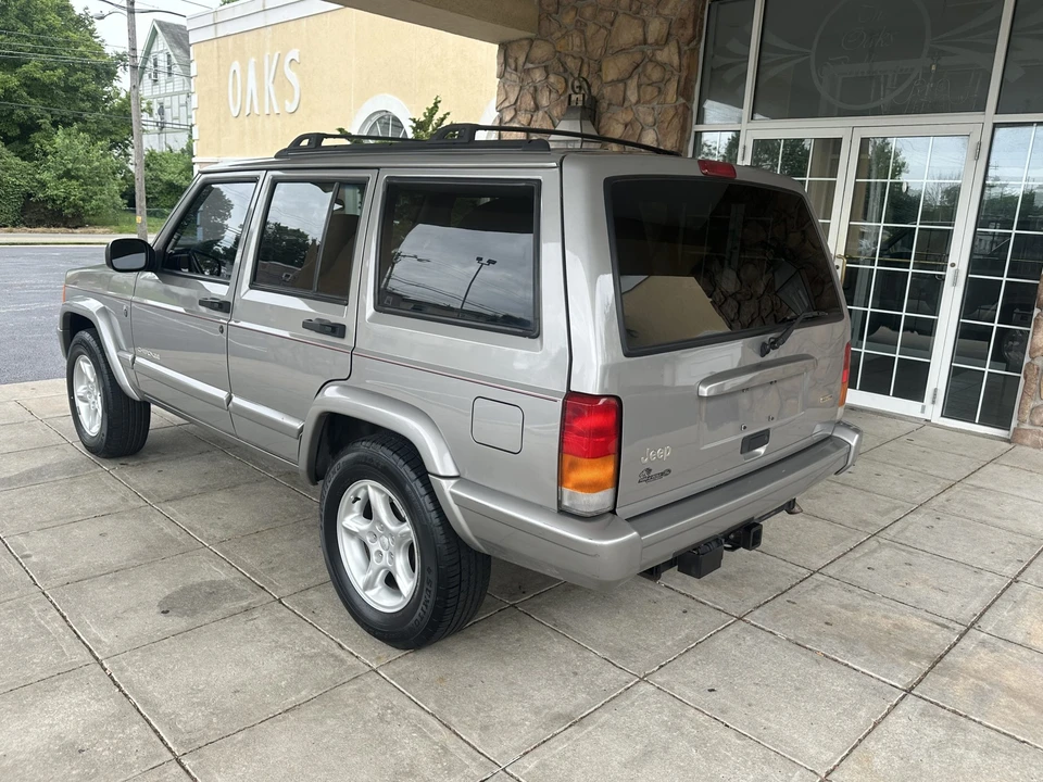 2001 Jeep XJ Cherokee - Image 6 of 31