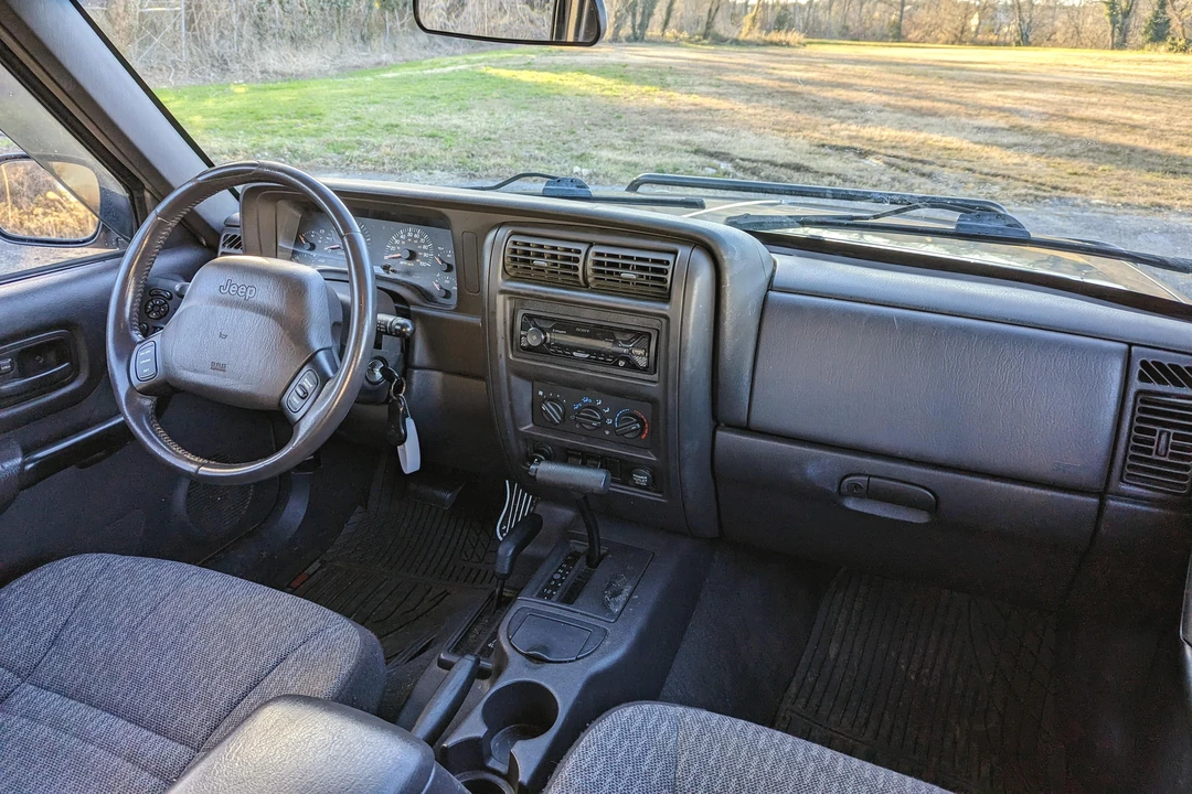 2001 Jeep XJ Cherokee - Image 31 of 31