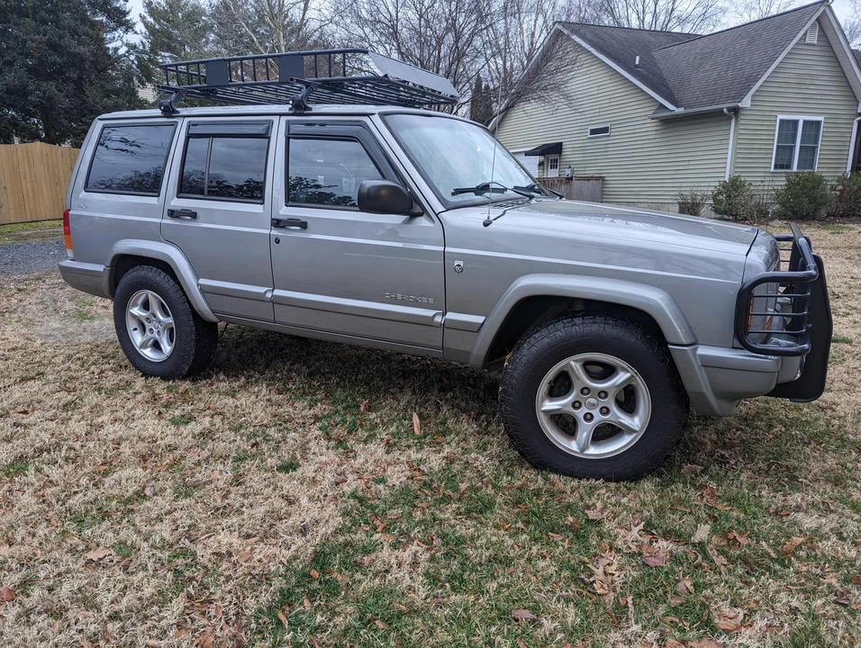 2001 Jeep XJ Cherokee - Image 9 of 31