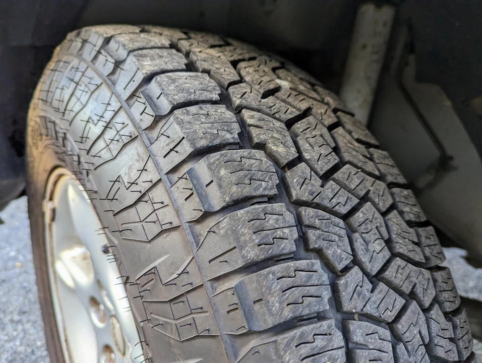 2001 Jeep XJ Cherokee - Image 30 of 31