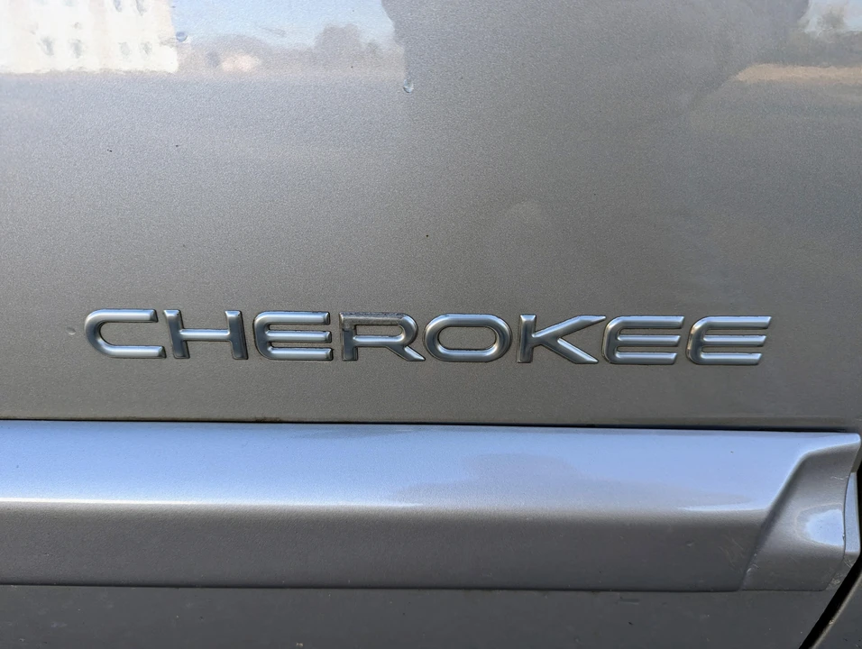 2001 Jeep XJ Cherokee - Image 19 of 31