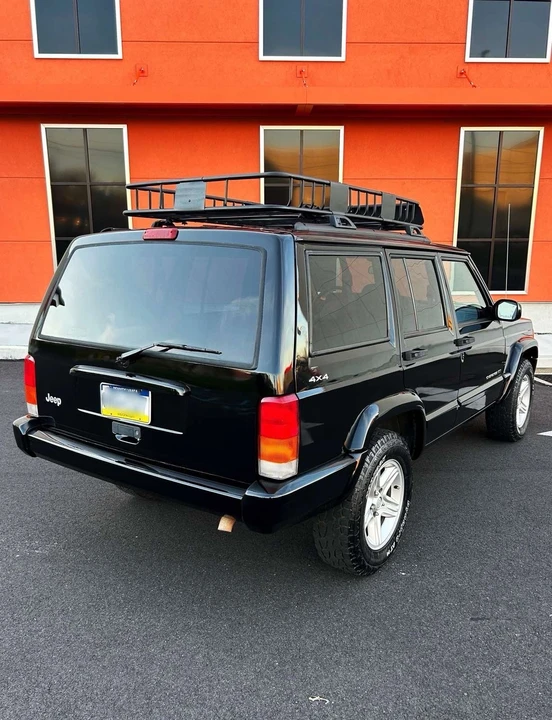 2001 Jeep XJ Cherokee - Image 3 of 15