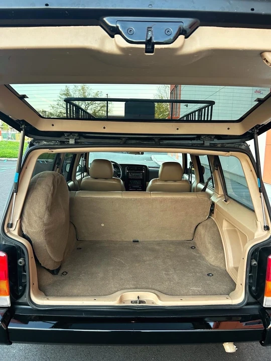 2001 Jeep XJ Cherokee - Image 10 of 15