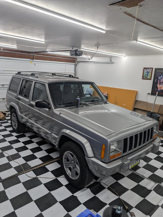2001 Jeep XJ Cherokee - Image 9 of 31