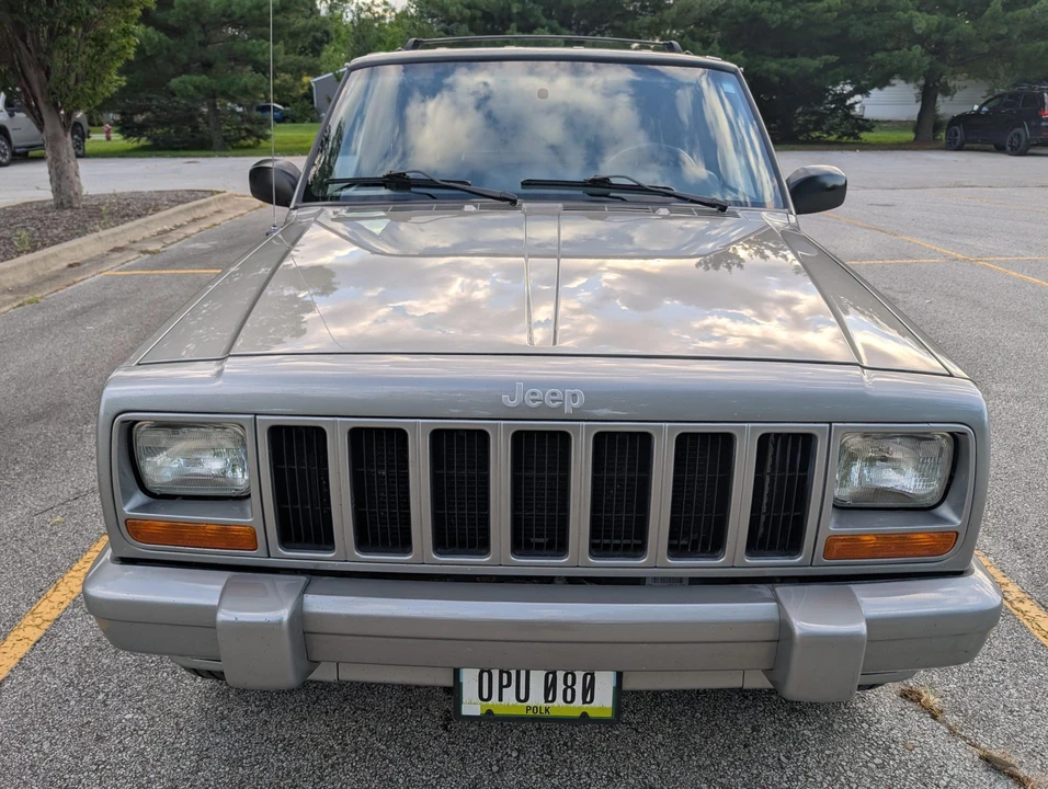 2001 Jeep XJ Cherokee - Image 3 of 31