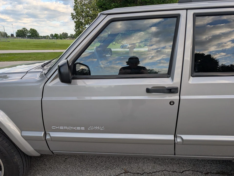 2001 Jeep XJ Cherokee - Image 21 of 31