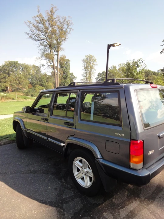 2001 Jeep XJ Cherokee - Image 8 of 31