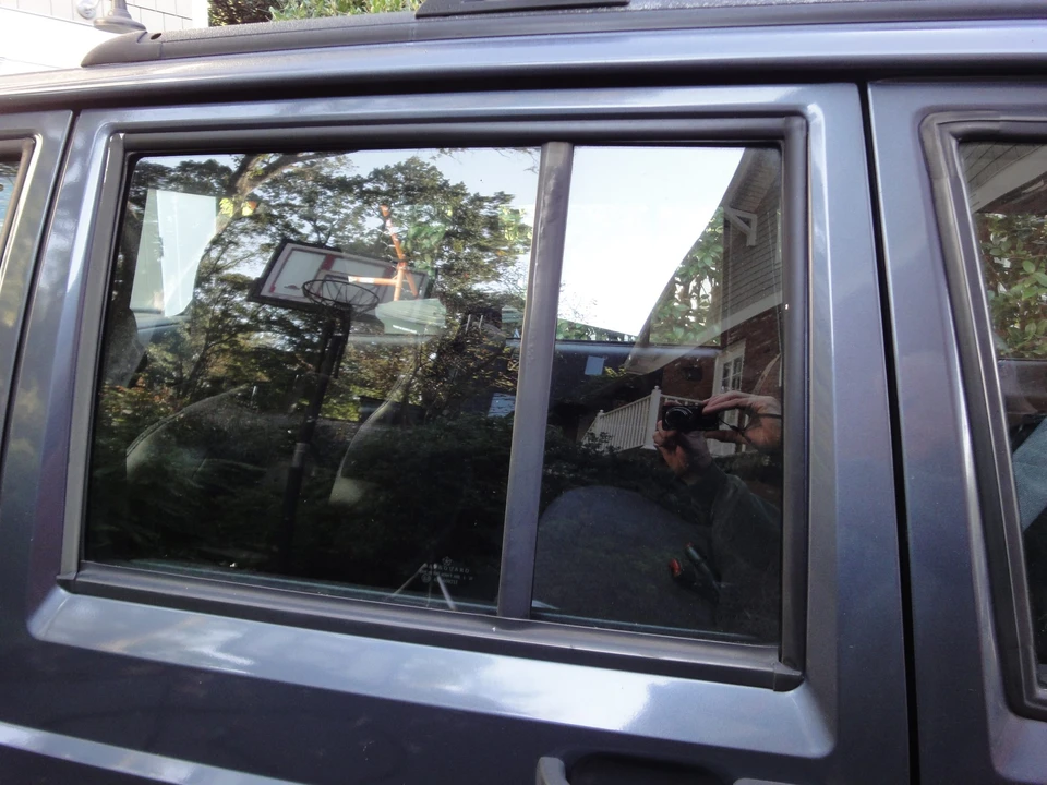 2001 Jeep XJ Cherokee - Image 30 of 31