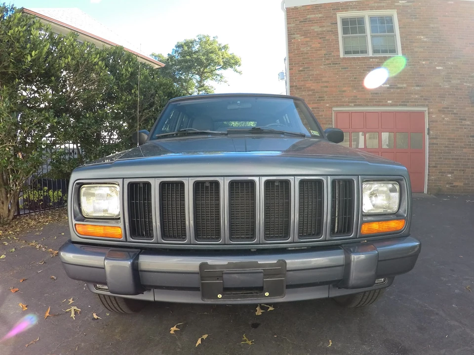 2001 Jeep XJ Cherokee - Image 15 of 31