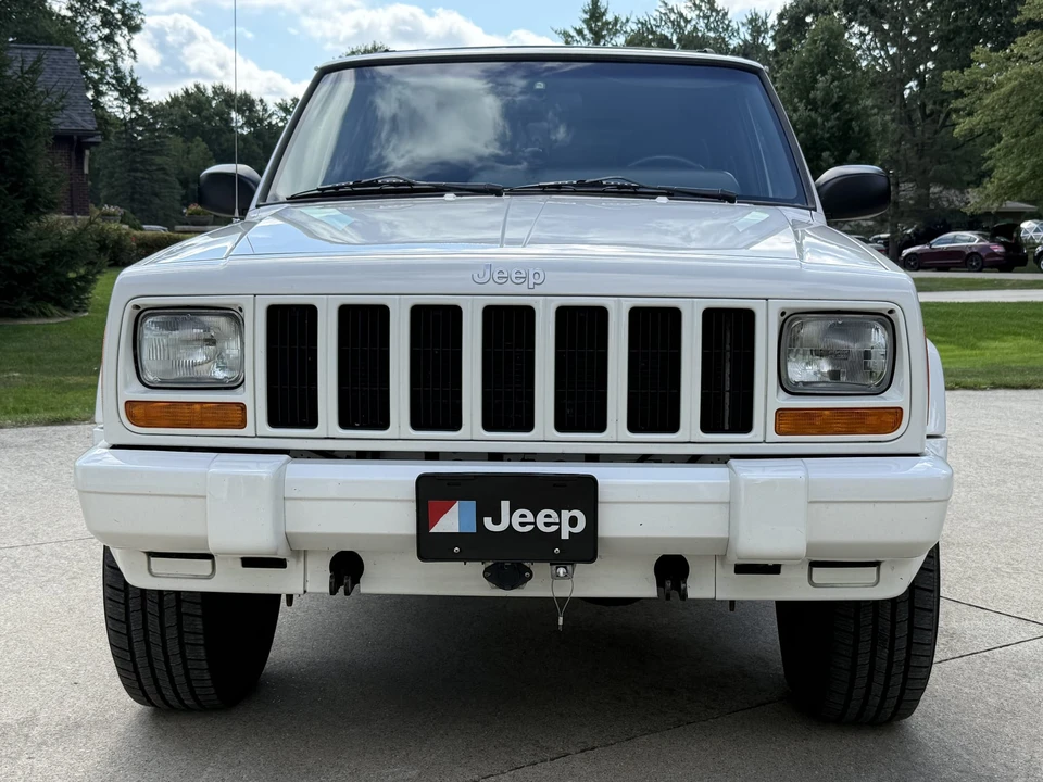 2001 Jeep XJ Cherokee - Image 6 of 31
