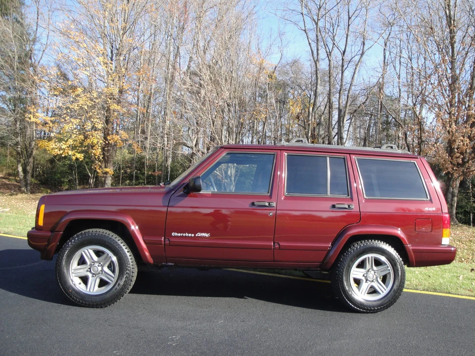 2001 Jeep XJ Cherokee - Image 3 of 31