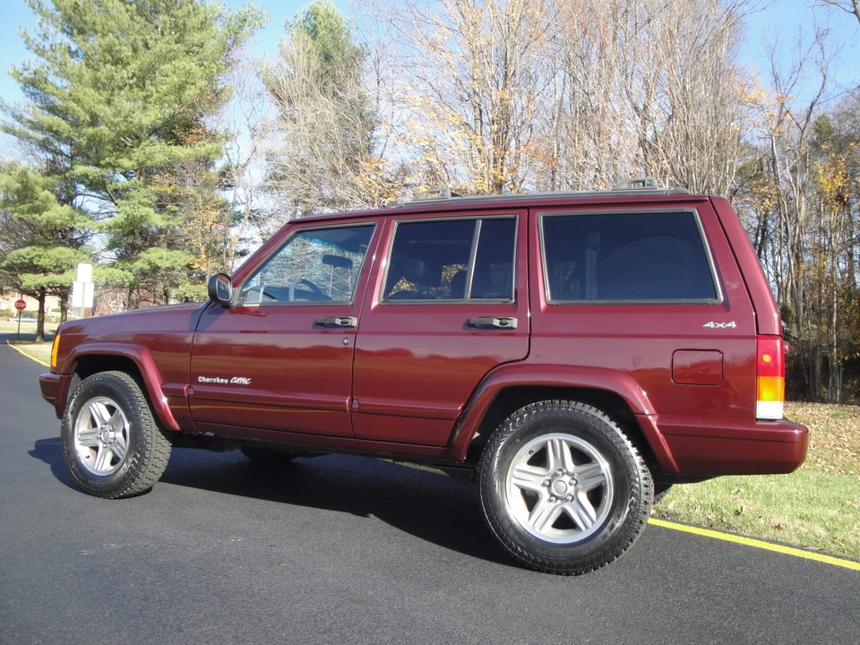 2001 Jeep XJ Cherokee - Image 5 of 31