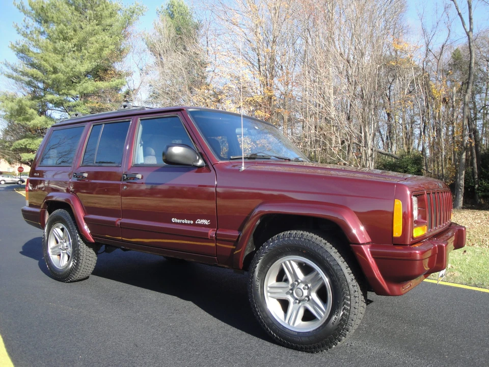 2001 Jeep XJ Cherokee - Image 10 of 31