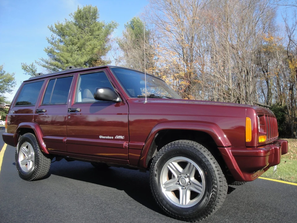 2001 Jeep XJ Cherokee - Image 9 of 31