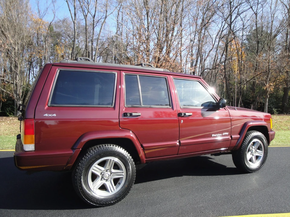 2001 Jeep XJ Cherokee - Image 6 of 31