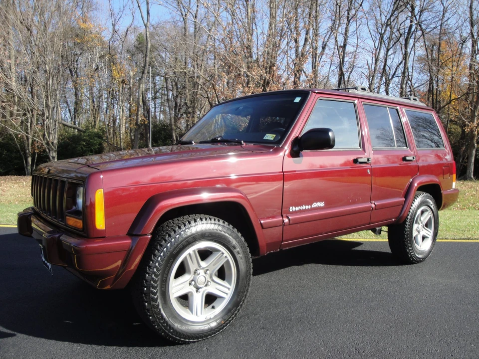 2001 Jeep XJ Cherokee - Image 2 of 31