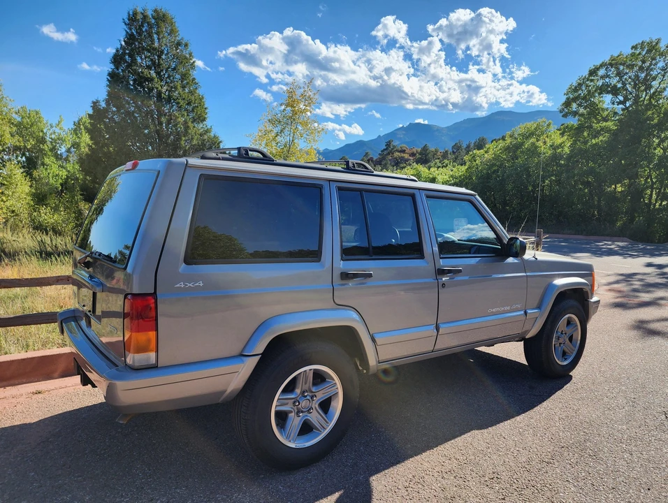 2001 Jeep XJ Cherokee - Image 20 of 31