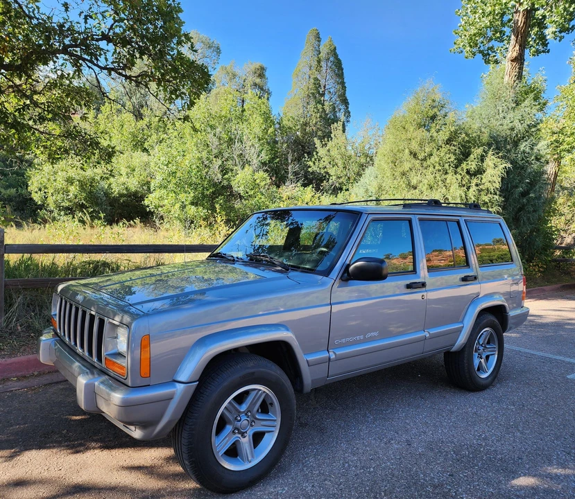 2001 Jeep XJ Cherokee - Image 4 of 31