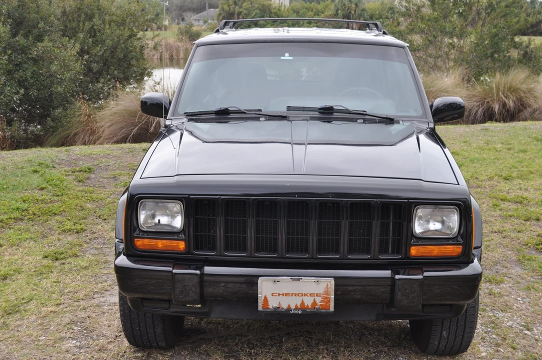 2001 Jeep XJ Cherokee - Image 8 of 31