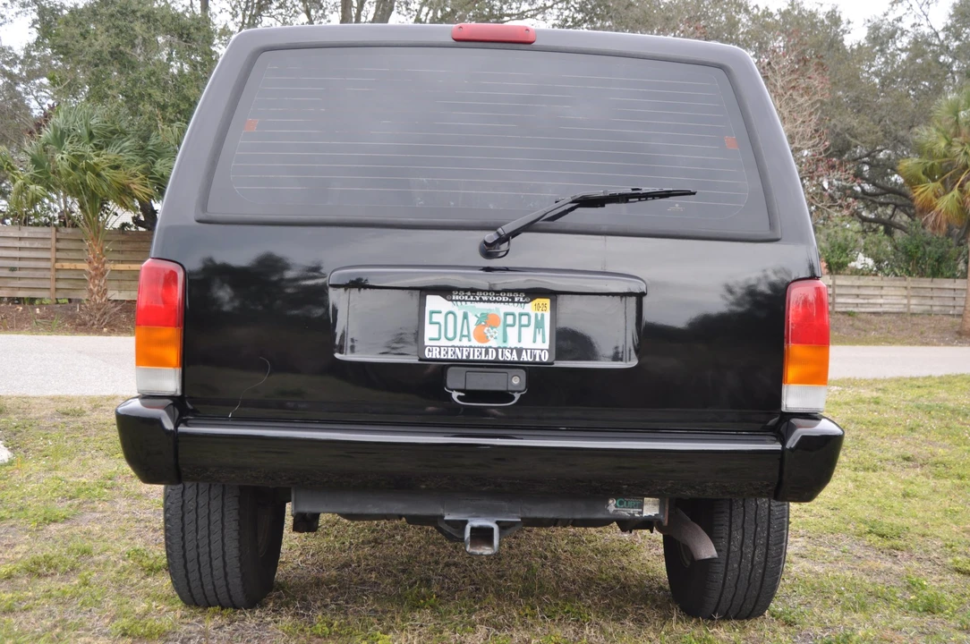 2001 Jeep XJ Cherokee - Image 5 of 31