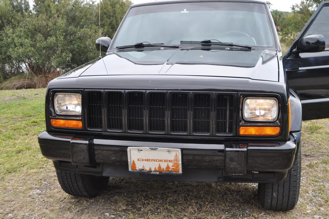 2001 Jeep XJ Cherokee - Image 11 of 31
