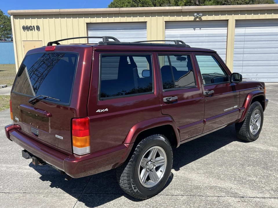 2001 Jeep XJ Cherokee - Image 15 of 31