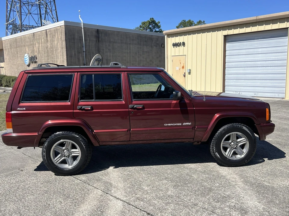 2001 Jeep XJ Cherokee - Image 16 of 31