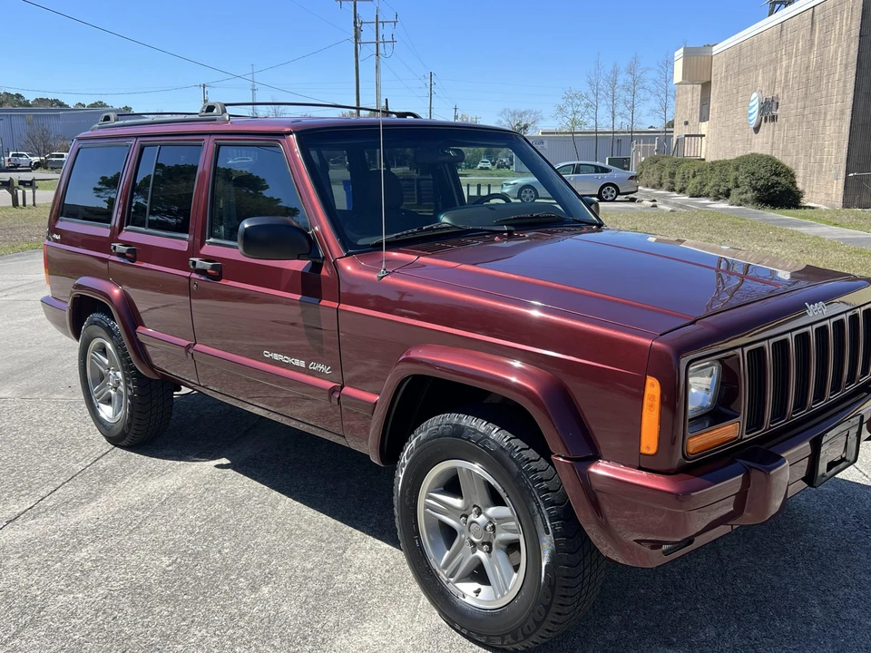 2001 Jeep XJ Cherokee - Image 20 of 31