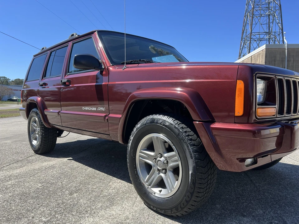 2001 Jeep XJ Cherokee - Image 19 of 31