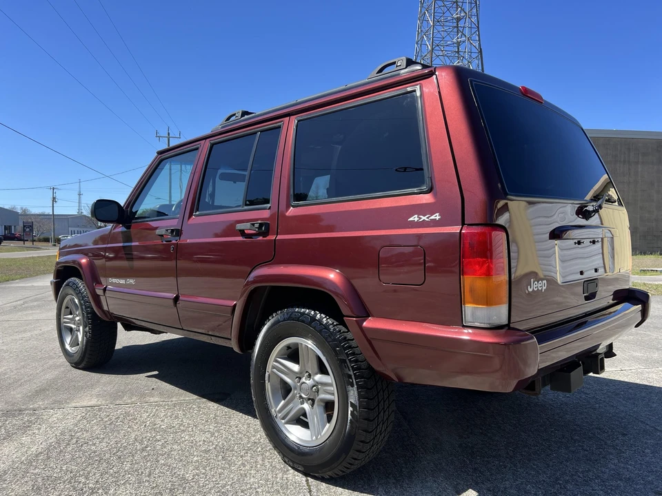 2001 Jeep XJ Cherokee - Image 11 of 31