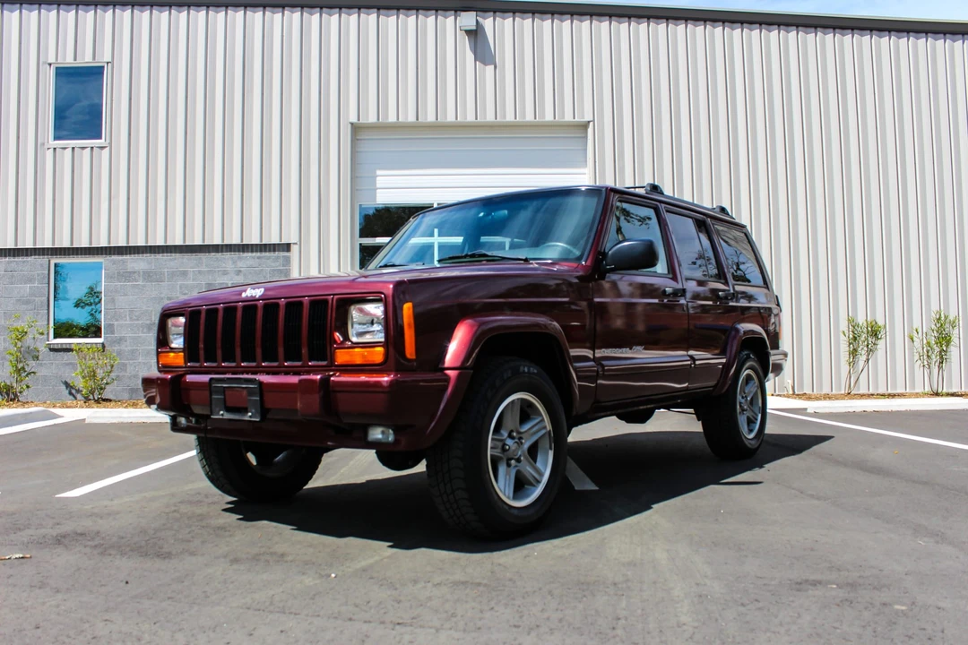 2001 Jeep XJ Cherokee - Image 4 of 31