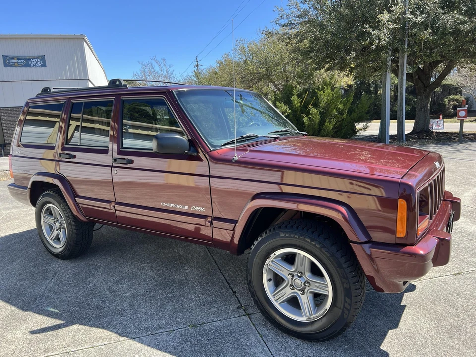 2001 Jeep XJ Cherokee - Image 18 of 31