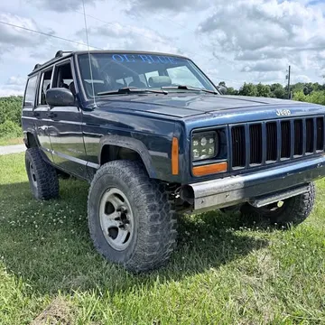 2001 Jeep Cherokee Classic Sport Utility 4D