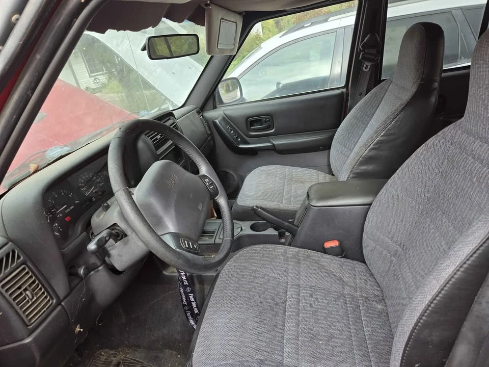 2001 Jeep XJ Cherokee - Image 3 of 7