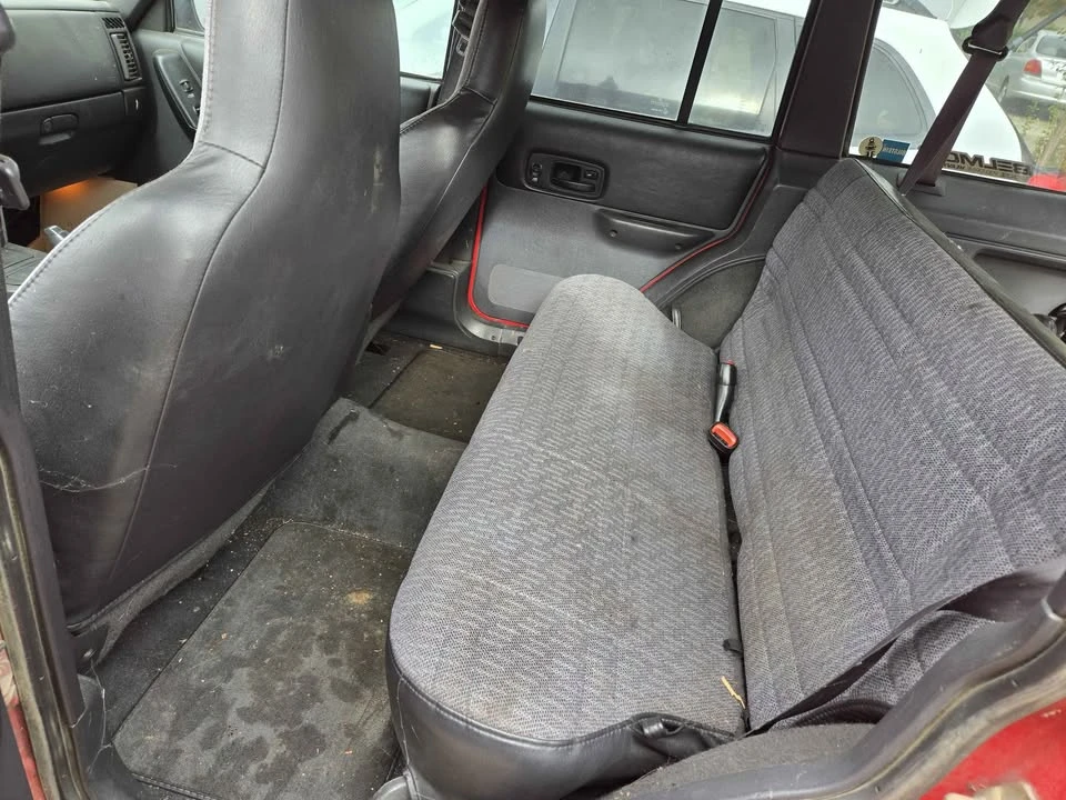 2001 Jeep XJ Cherokee - Image 4 of 7