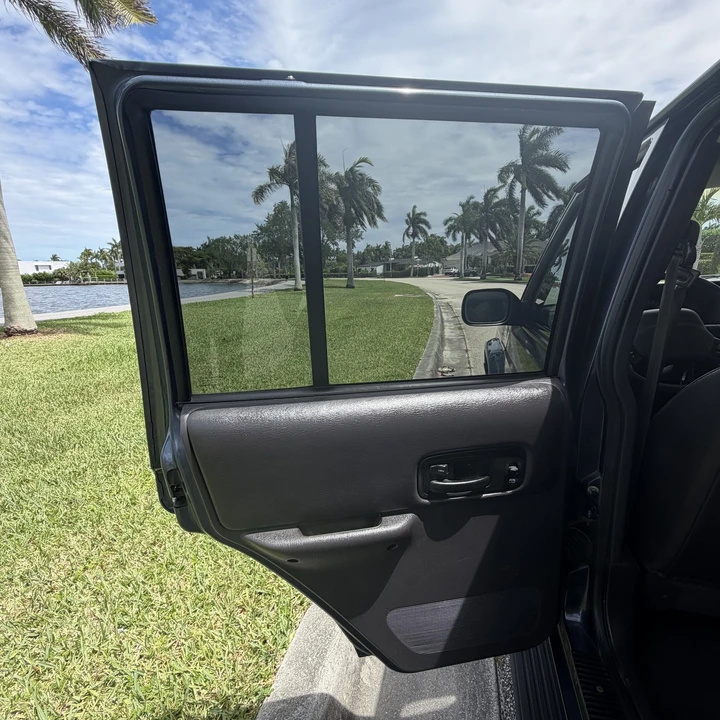 2001 Jeep XJ Cherokee - Image 16 of 31