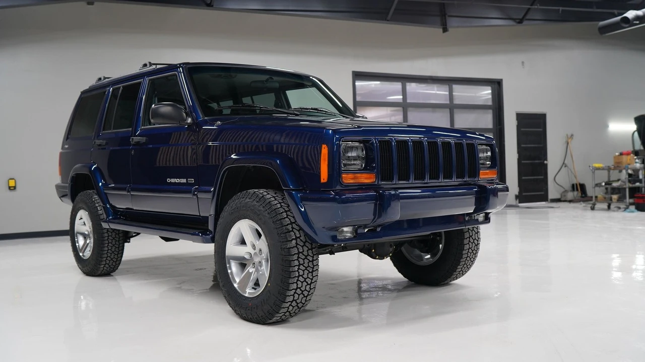 2001 Jeep XJ Cherokee - Image 20 of 21