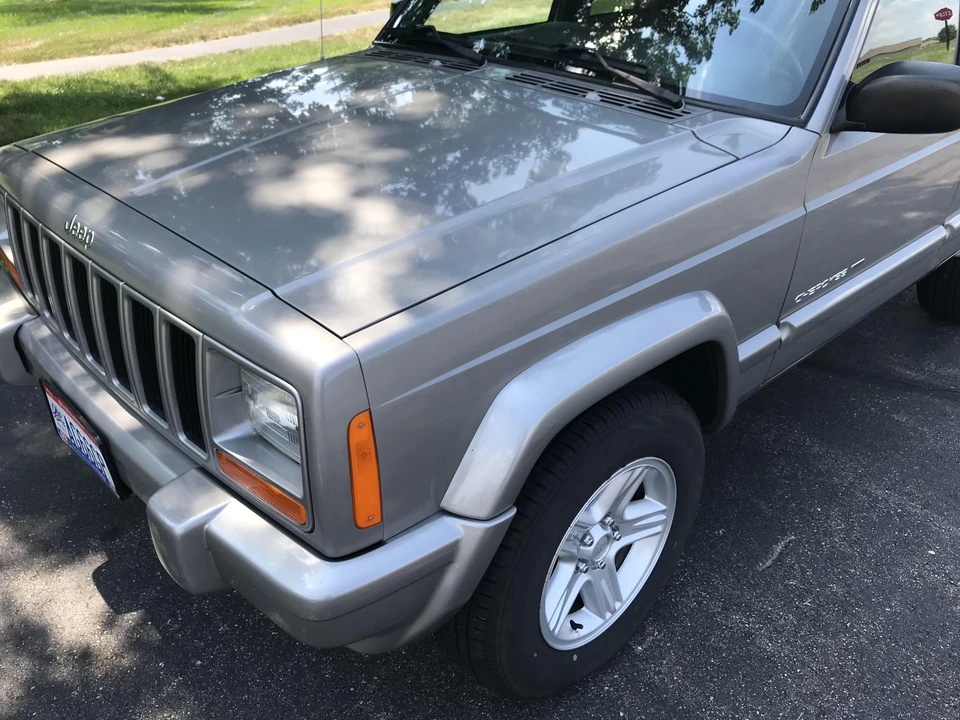 2001 Jeep XJ Cherokee - Image 7 of 31