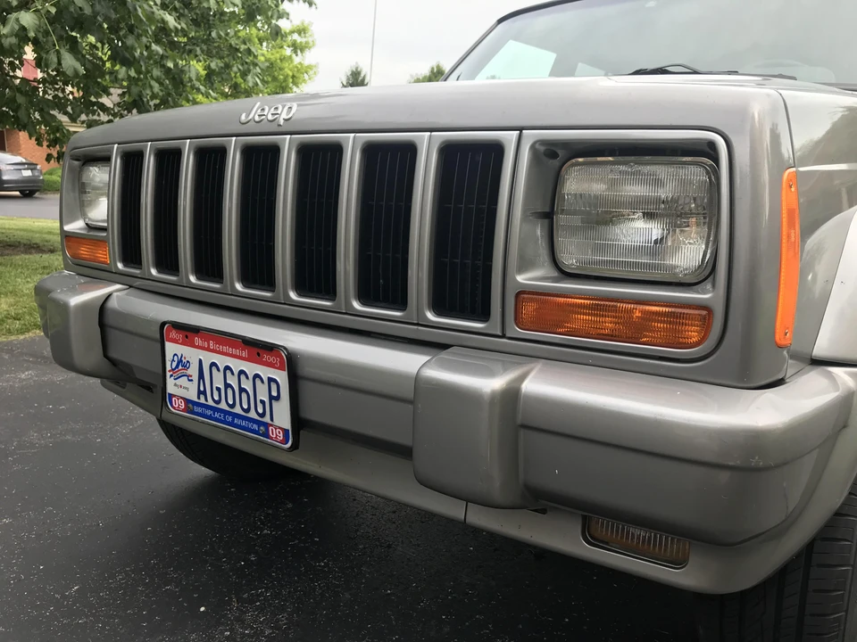 2001 Jeep XJ Cherokee - Image 3 of 31